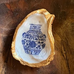 3” Hand Painted Decoupage oyster shell